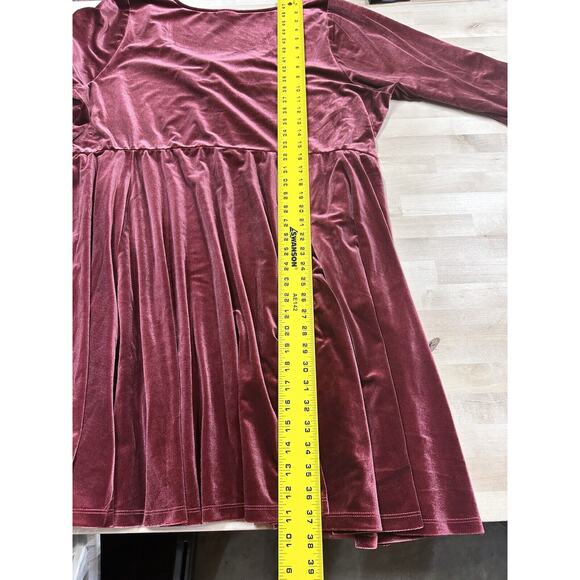 Torrid Mini Skater Dress Plus Size 4X Burgundy Velvet Pockets 3/4 Sleeve - Picture 8 of 10